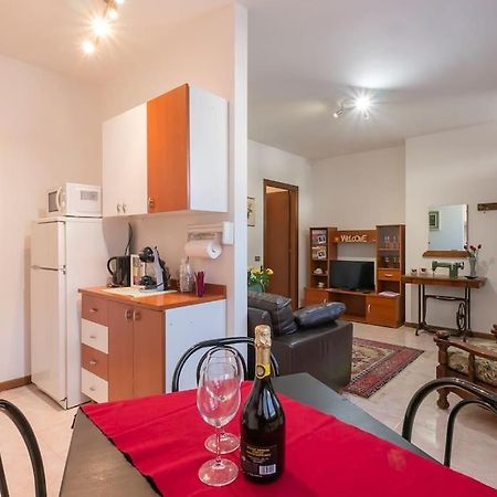 Appartement Le Rose à Venegono Superiore Extérieur photo