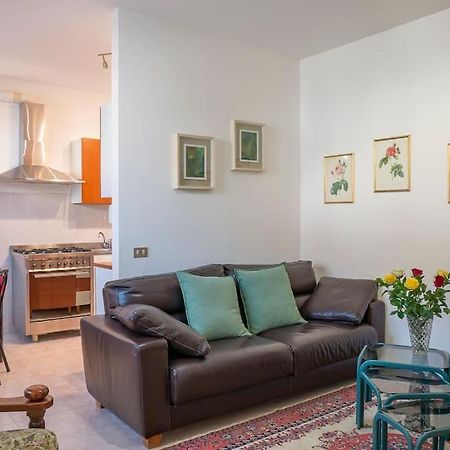 Appartement Le Rose à Venegono Superiore Extérieur photo