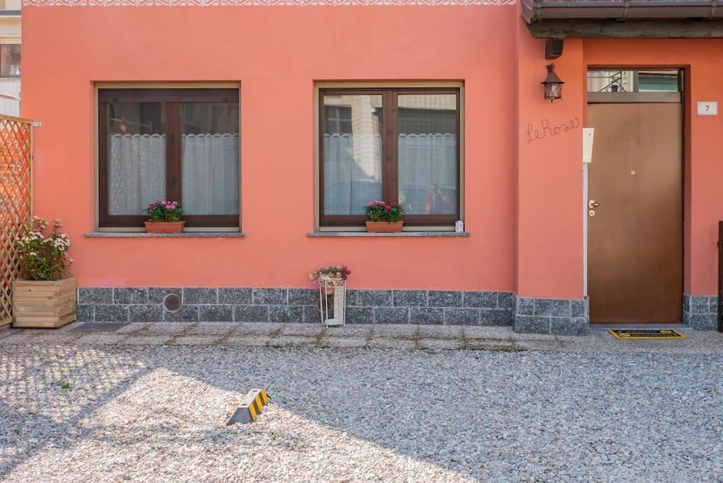 Appartement Le Rose à Venegono Superiore Extérieur photo